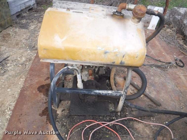 image for item BY9221 Flatbed with auger crane