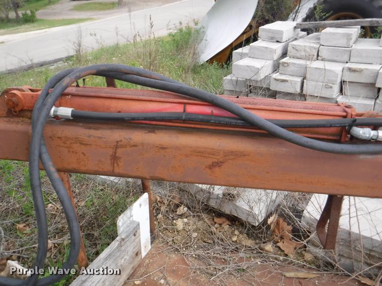 image for item BY9221 Flatbed with auger crane