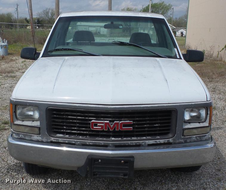image for item BZ9717 1998 GMC Sierra 1500 pickup truck