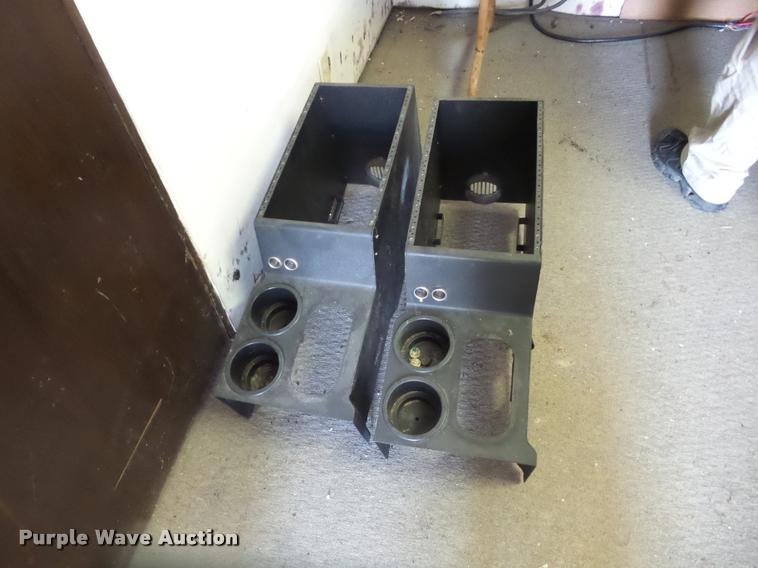 image for item BZ9719 Automotive accessories