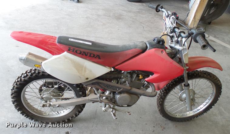 image for item CB9682 2003 Honda XR100R dirt bike
