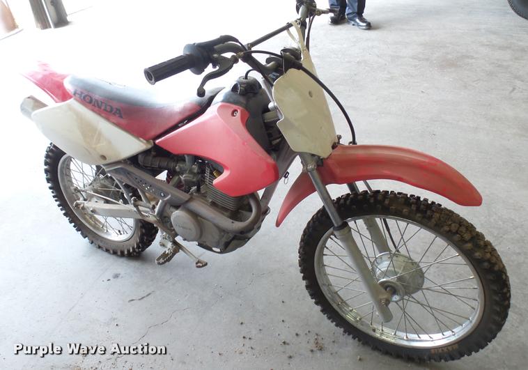 image for item CB9682 2003 Honda XR100R dirt bike