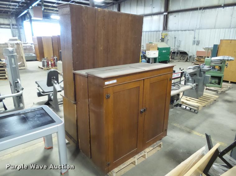 (4) in Des Moines, IA Item CB9916 sold Purple Wave