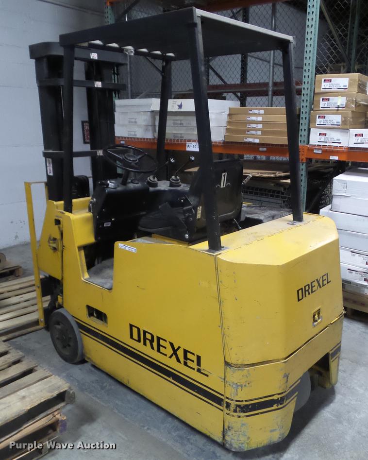1996 Drexel SLT30 forklift in Des Moines, IA Item CB9932 sold