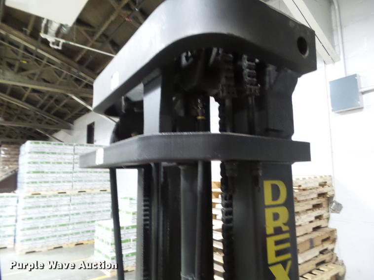image for item CB9932 1996 Drexel SLT30 forklift