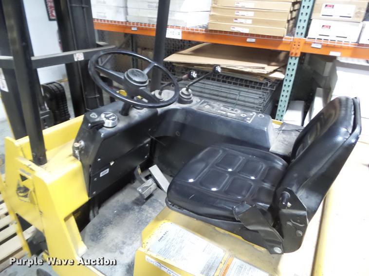 image for item CB9932 1996 Drexel SLT30 forklift