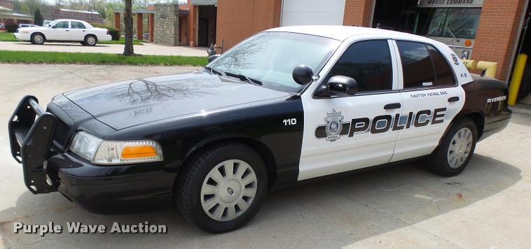 image for item CC9136 2011 Ford Crown Victoria Police Interceptor