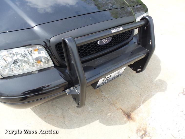 image for item CC9136 2011 Ford Crown Victoria Police Interceptor