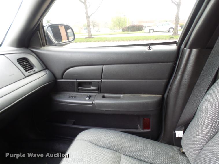 image for item CC9136 2011 Ford Crown Victoria Police Interceptor