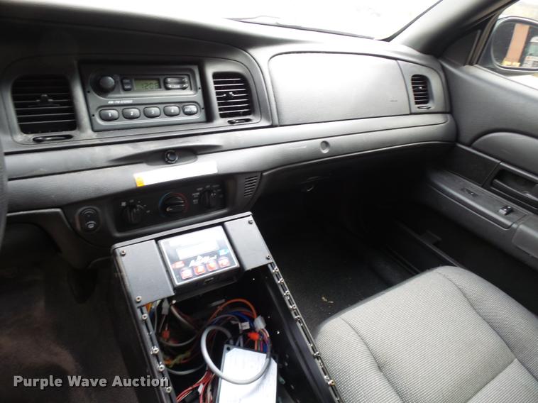 image for item CC9136 2011 Ford Crown Victoria Police Interceptor