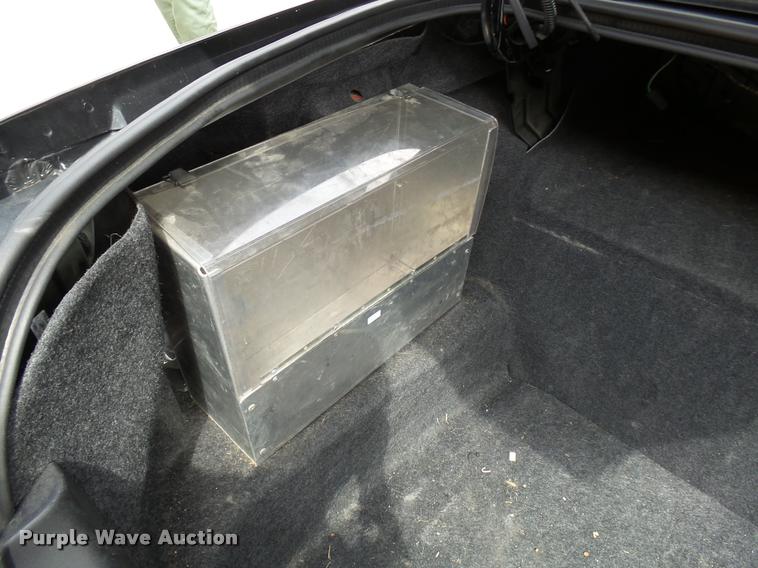 image for item CC9136 2011 Ford Crown Victoria Police Interceptor