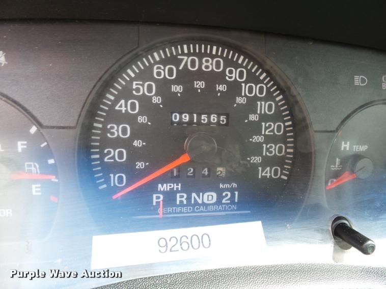 image for item CC9137 2005 Ford Crown Victoria Police Interceptor