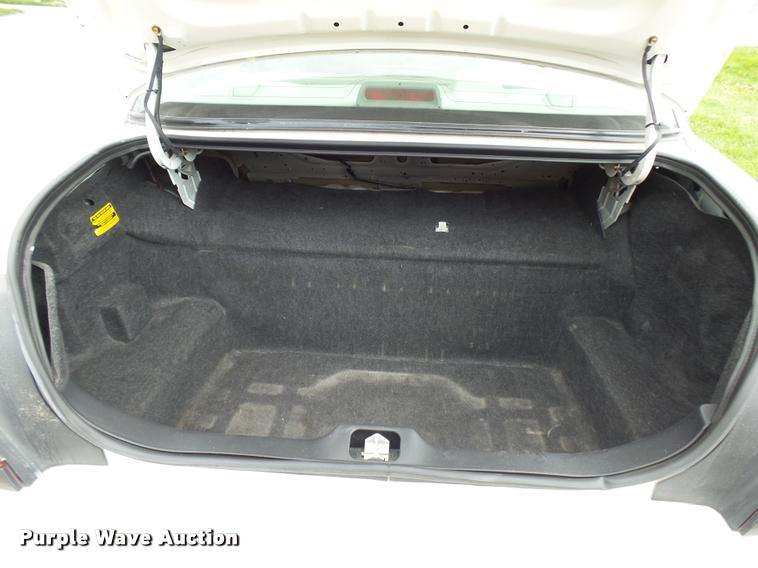 image for item CC9137 2005 Ford Crown Victoria Police Interceptor