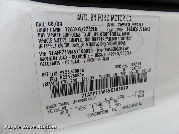 image for item CC9137 2005 Ford Crown Victoria Police Interceptor