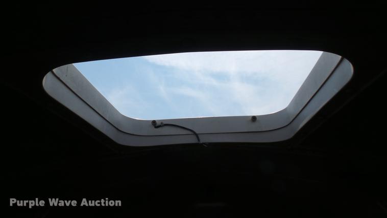 image for item DA0450 1997 International 3800 school bus