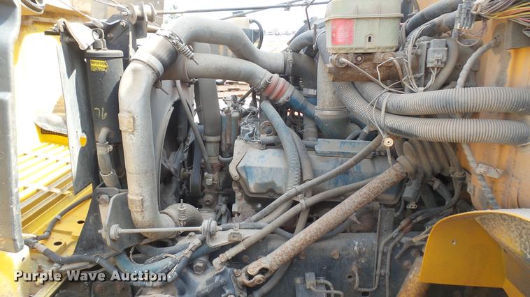 image for item DA0450 1997 International 3800 school bus