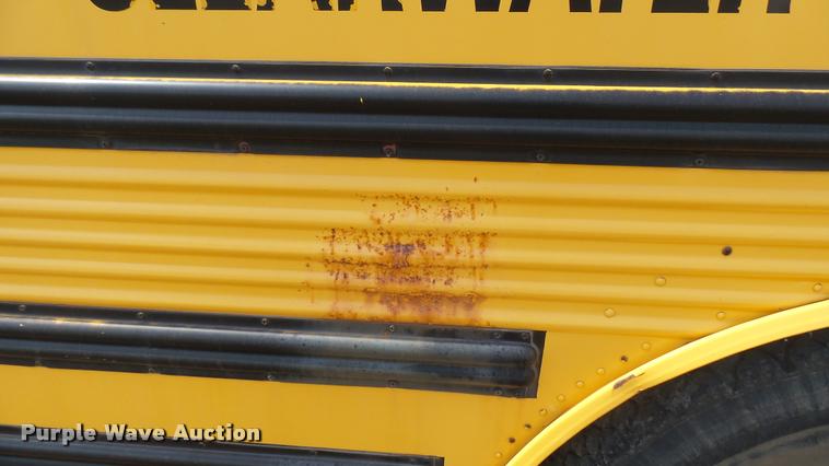 image for item DA0450 1997 International 3800 school bus