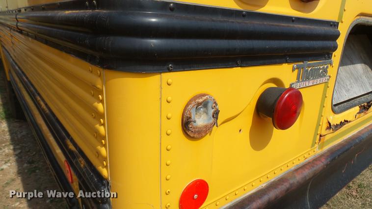 image for item DA0450 1997 International 3800 school bus