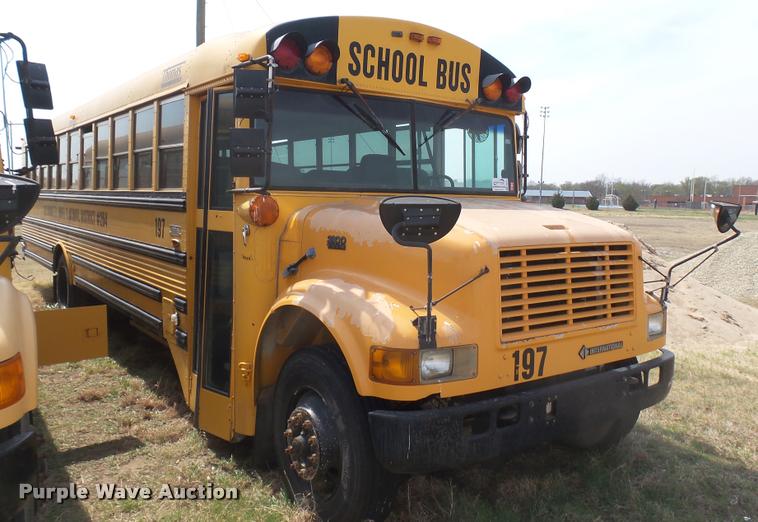 image for item DA0451 1997 International 3800 school bus