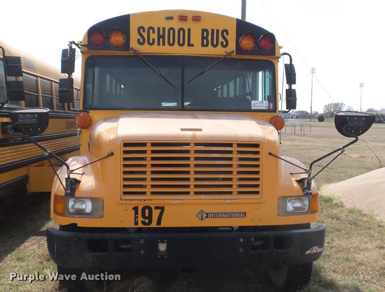 image for item DA0451 1997 International 3800 school bus