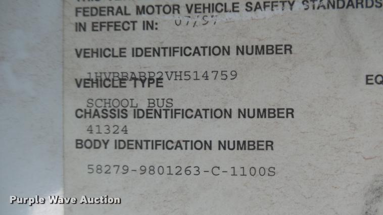 image for item DA0451 1997 International 3800 school bus