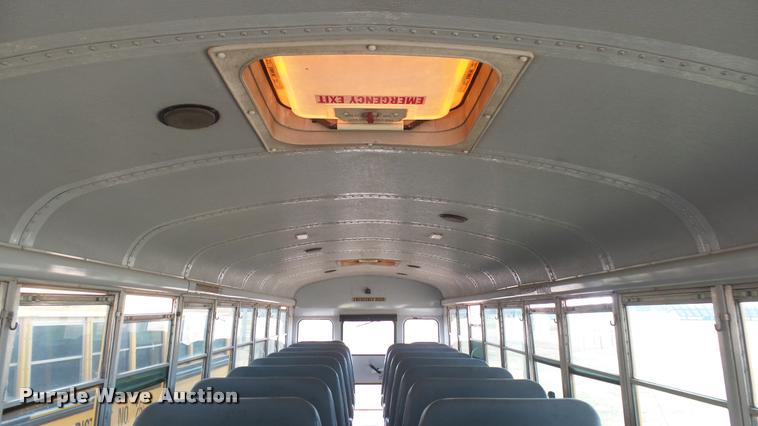 image for item DA0451 1997 International 3800 school bus