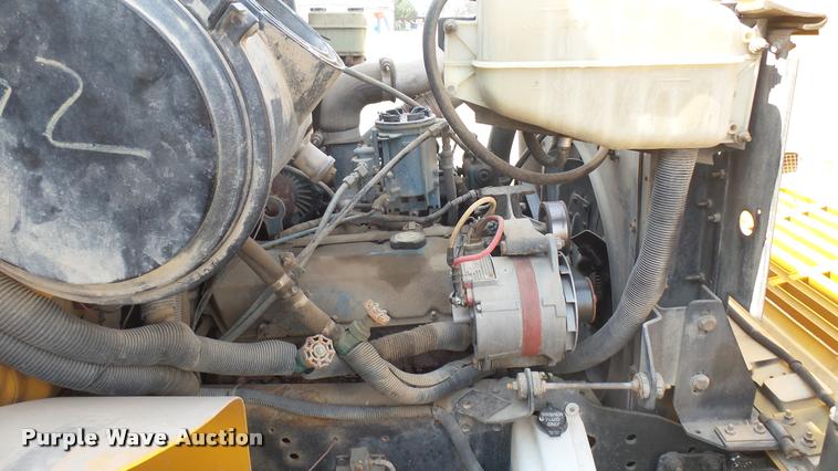 image for item DA0451 1997 International 3800 school bus