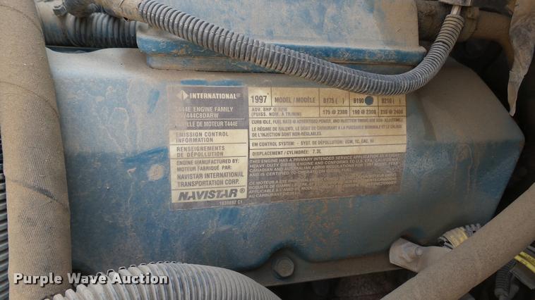 image for item DA0451 1997 International 3800 school bus