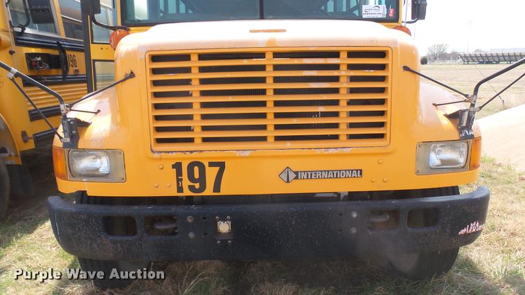 image for item DA0451 1997 International 3800 school bus