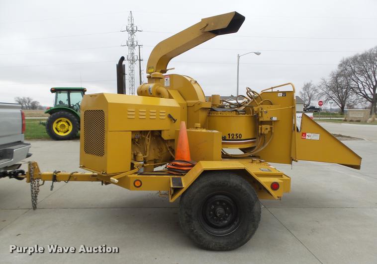 image for item DA0630 1991 Vermeer 1250 chipper