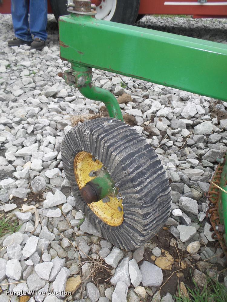 image for item DA0631 John Deere 717 rotary mower