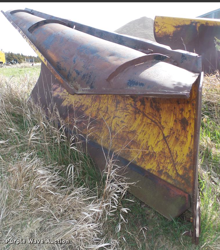 image for item DA0633 Wausau right angle snow plow