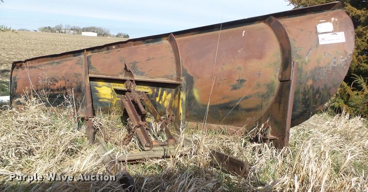 image for item DA0633 Wausau right angle snow plow