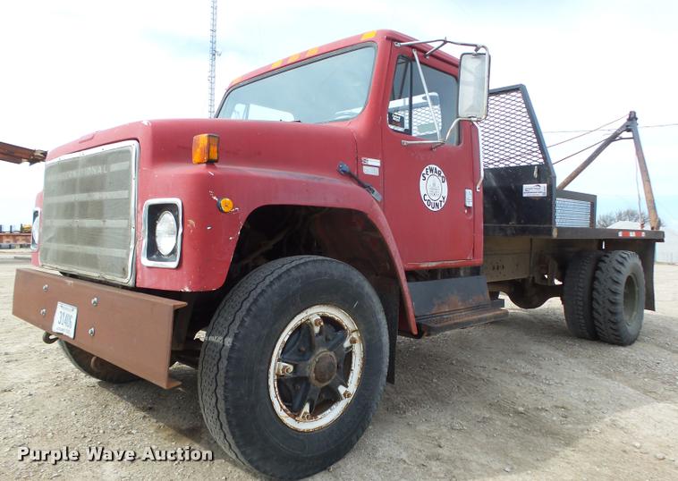 image for item DA0637 1981 International winch truck