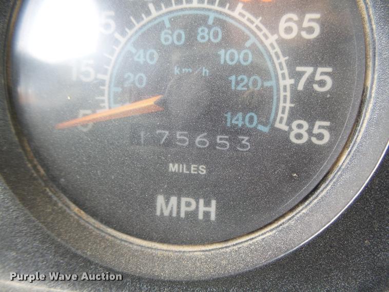 image for item DA0637 1981 International winch truck