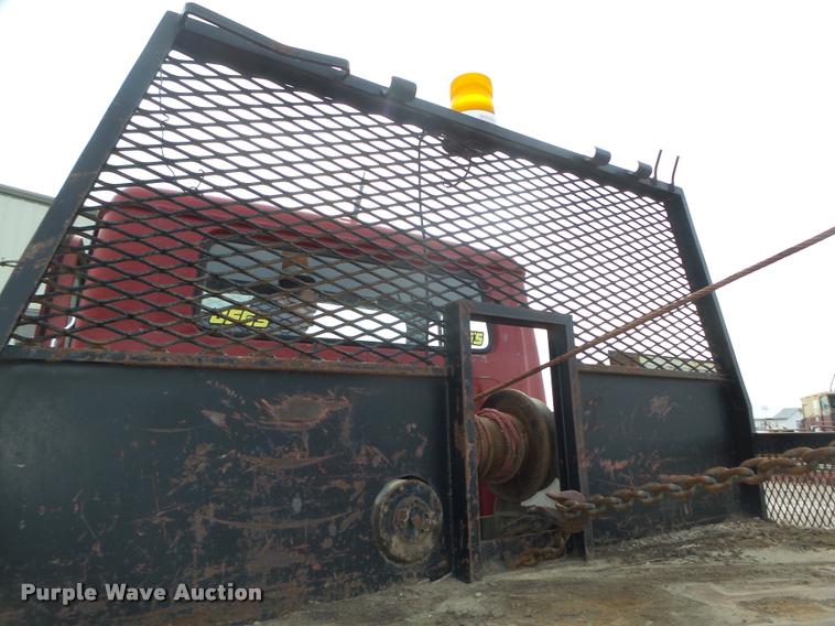 image for item DA0637 1981 International winch truck