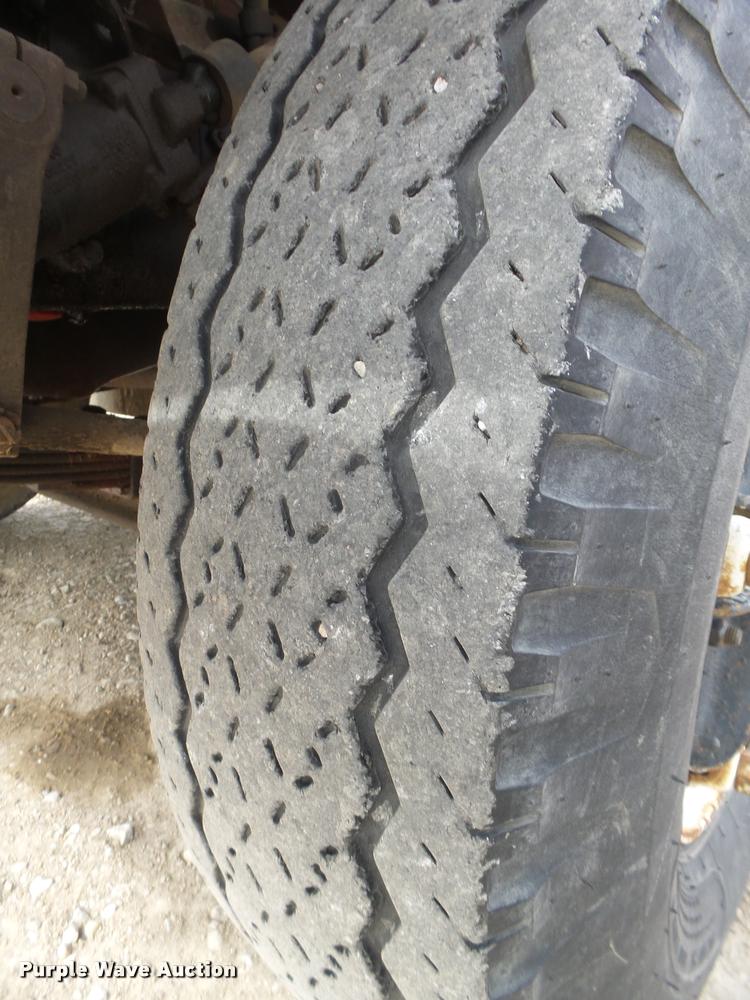 image for item DA0637 1981 International winch truck