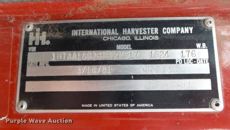 image for item DA0637 1981 International winch truck