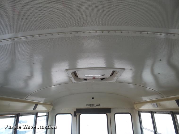 image for item DA1858 2006 International CE school bus