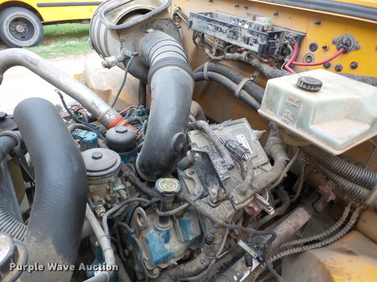 image for item DA1858 2006 International CE school bus