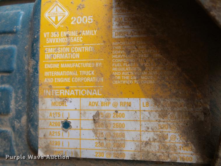 image for item DA1858 2006 International CE school bus