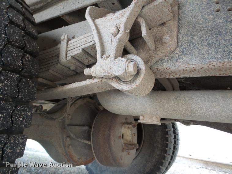 image for item DA1858 2006 International CE school bus