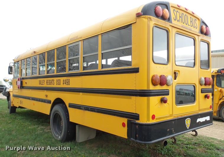 image for item DA1859 2006 International CE school bus