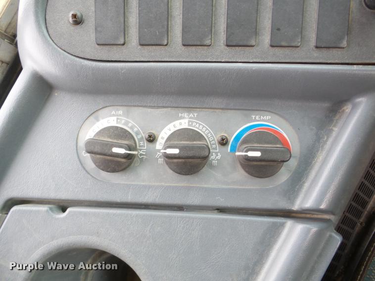 image for item DA1859 2006 International CE school bus