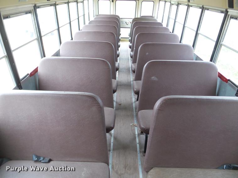 image for item DA1859 2006 International CE school bus