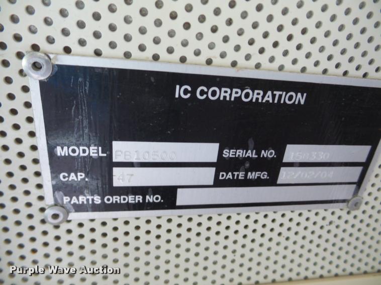 image for item DA1859 2006 International CE school bus