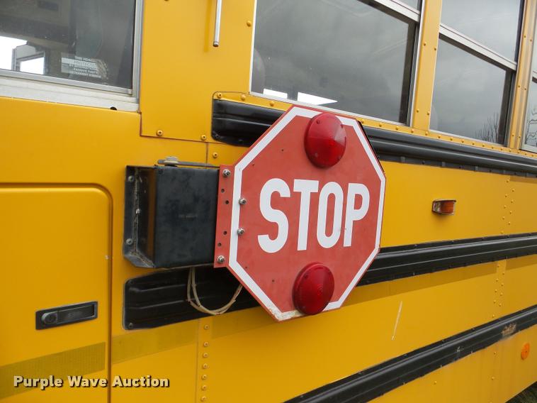 image for item DA1859 2006 International CE school bus