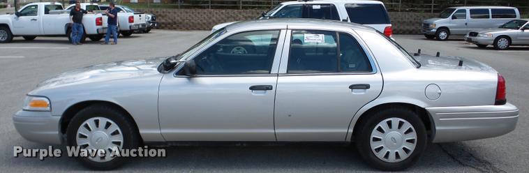image for item DA1872 2009 Ford Crown Victoria Police Interceptor