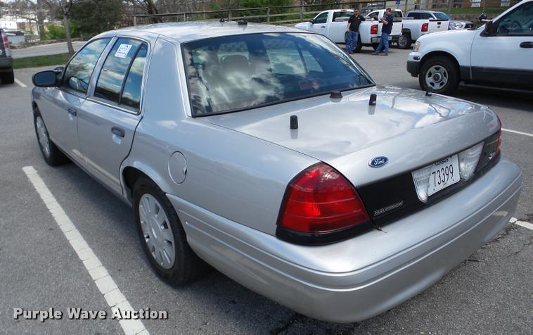 image for item DA1872 2009 Ford Crown Victoria Police Interceptor