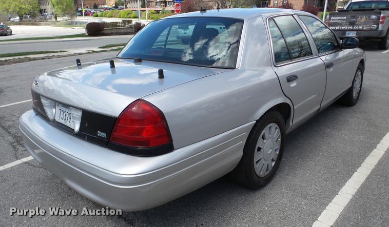 image for item DA1872 2009 Ford Crown Victoria Police Interceptor